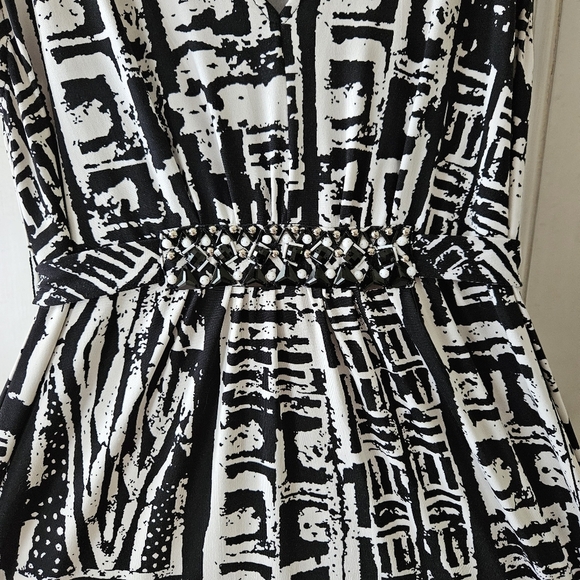 ICE Womens Hi-Low Beaded Waist Dress Size 14 Black White Abstract Short Sleeve - Picture 5 of 15